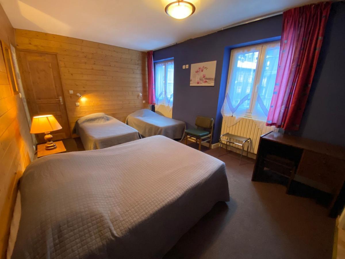 Chambres Avec Garage Motos Lanslebourg-Mont-Cenis Buitenkant foto