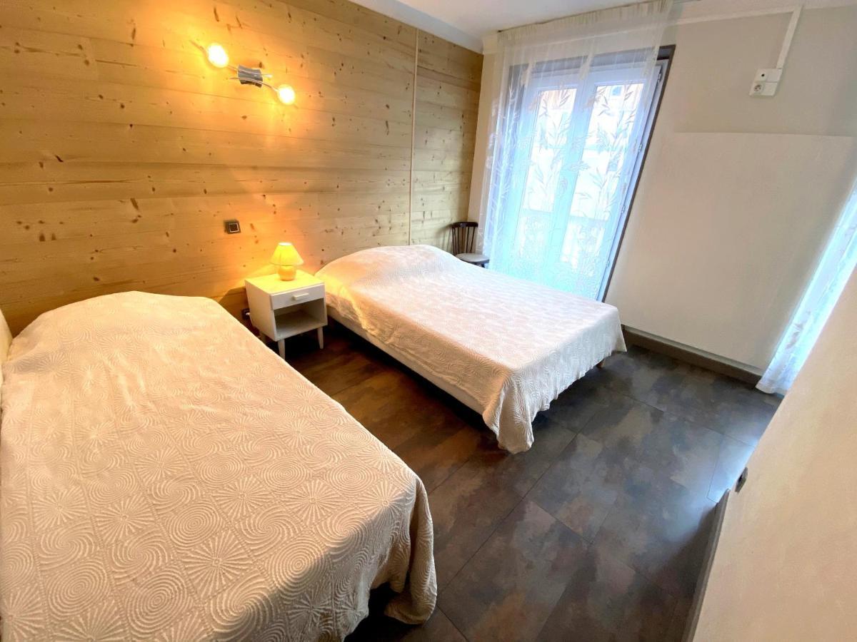 Chambres Avec Garage Motos Lanslebourg-Mont-Cenis Buitenkant foto